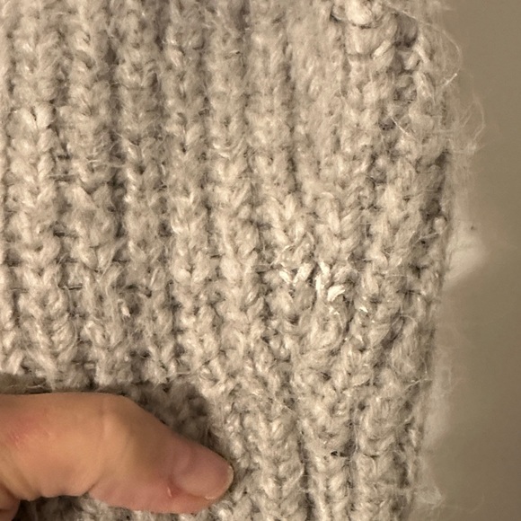 Cozy Gray Ribbed Cardigan - Picture 3 of 4